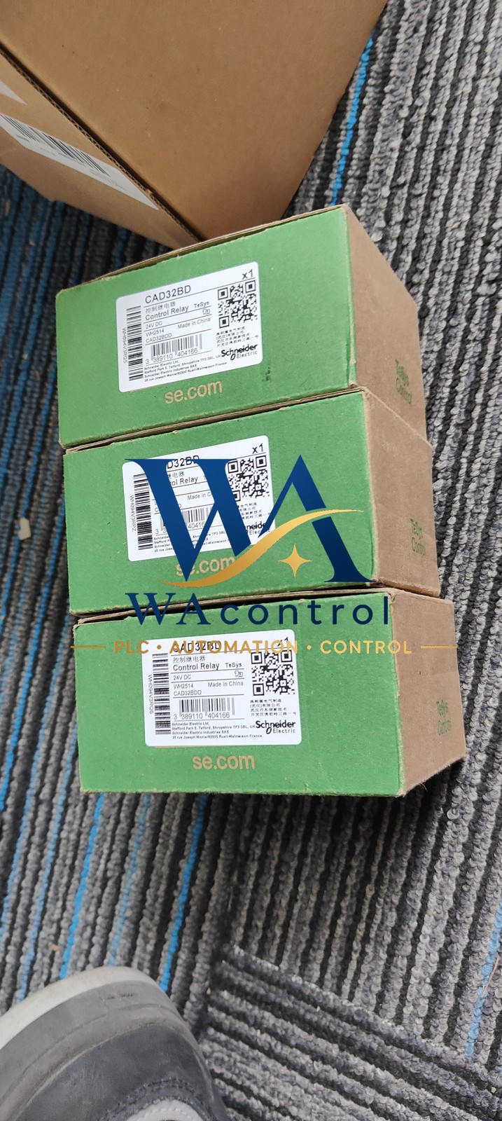 Brand New Schneider CAD32BD Real US stock In Stock