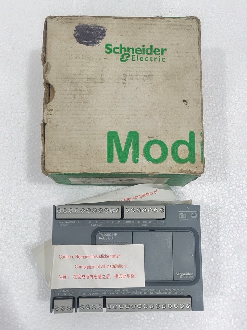 Schneider TM200C24R logic controller, Modicon New Open Box