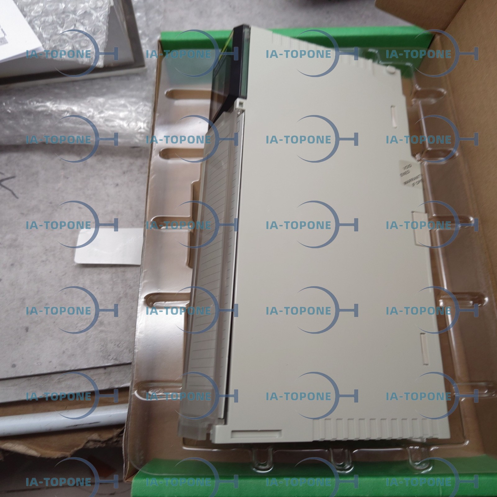 US Stock 1PC NEW Schneider 140CRA31200 Expedited Ship Available