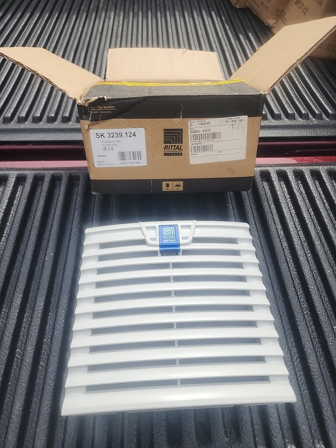 NEW! Rittal SK 3239.124 24V Filter Fan – Control Cabinet Panel Mount – 6849040