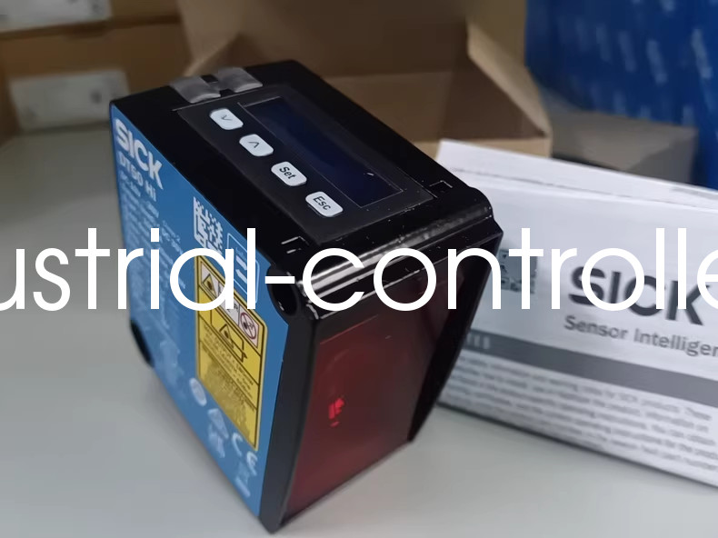 SICK DT50-P2113 Distance Measuring Sensor One New DT50P2113 Expedited Shipping