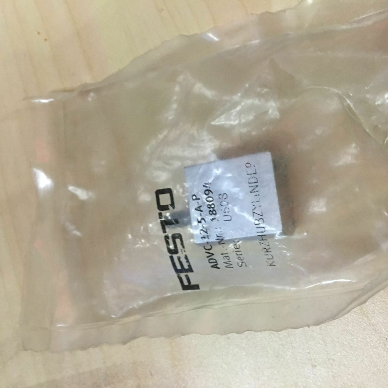 1PC New FESTO ADVC-12-5-A-P 188094 Cylinder Free Shipping One year warranty