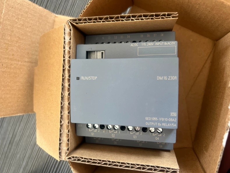 SIEMENS 6ED1 055-1FB10-0BA2 Digital Input Module New One 6ED1055-1FB10-0BA2