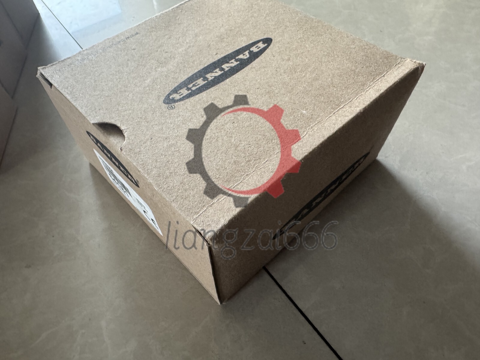 one STBVP6Q5 BANNER ENGINEERING STBVP6Q5 Brand New with in box