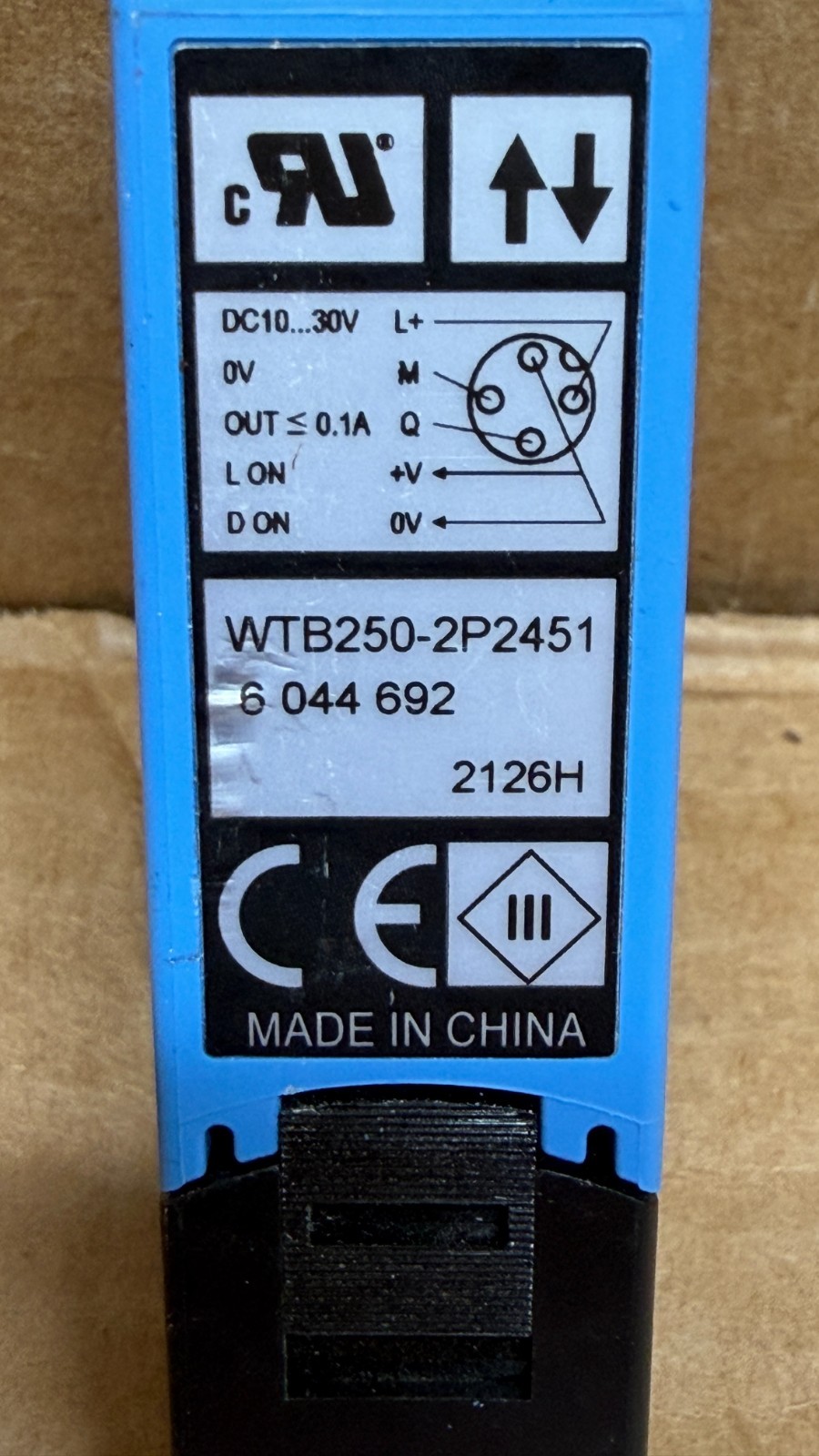 NEW SICK WTB250-2P2451 6 044 692 2126H PHOTOELECTRIC SENSOR 10-30VDC SHIPSAMEDAY