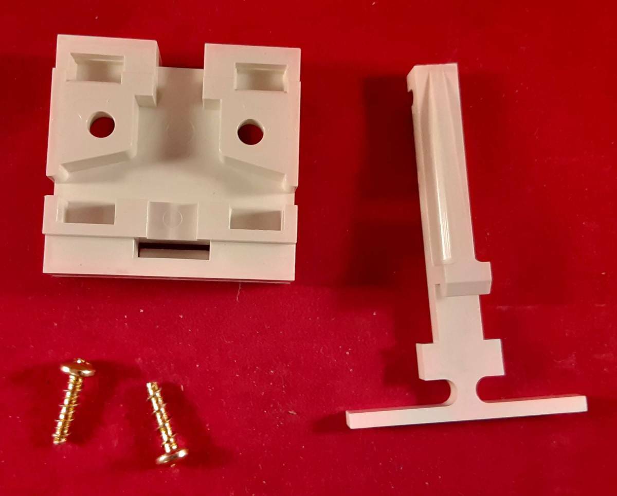EATON DIN RAIL ADAPTER GDIN 3 Pole Breaker. NEW (Lot of 2) Free Shipping