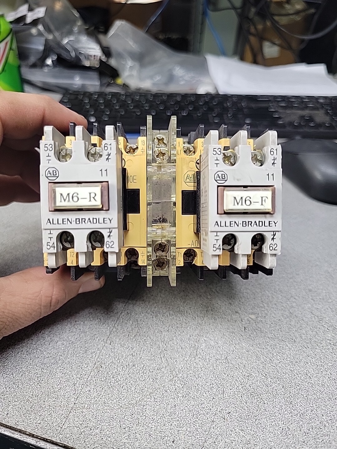 ALLEN BRADLEY 195-FA11 REVERSING CONTACTOR 120V 100-A09ND3 Overload 104-A09ND3