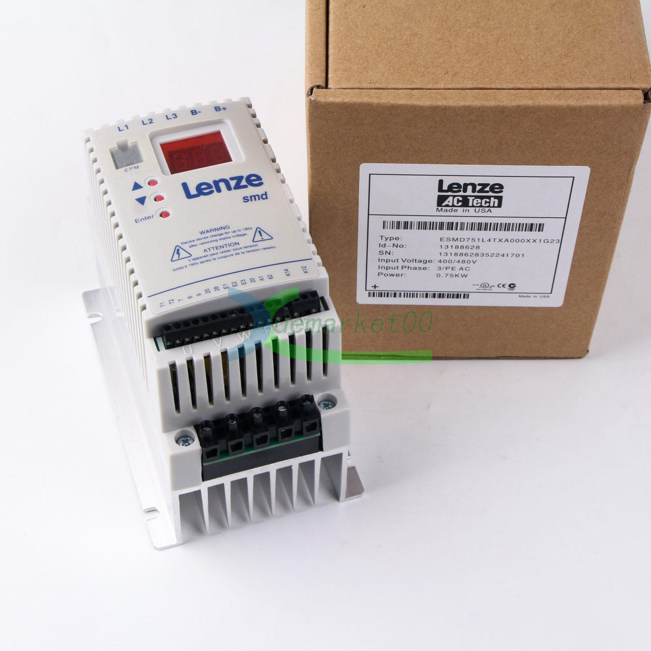1piece NEW IN BOX Lenze frequency converter ESMD751L4TXA 380V 0.75KW