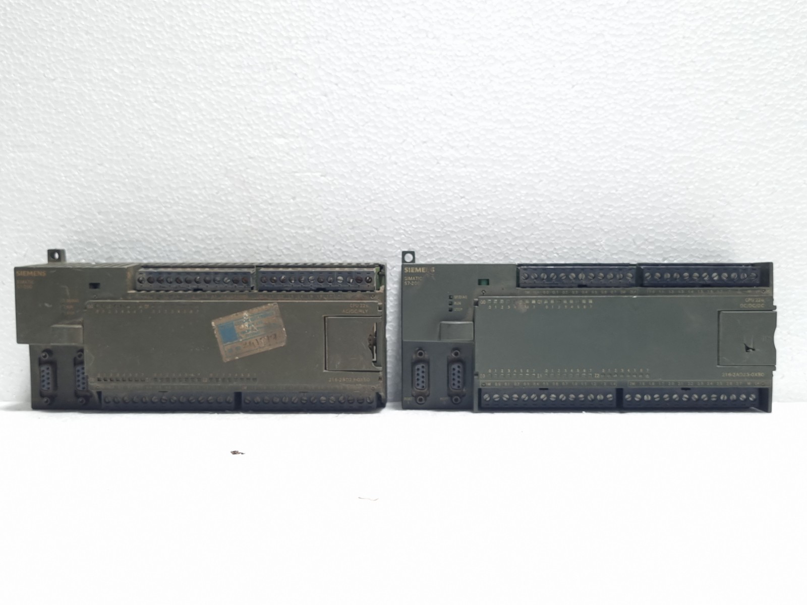 Siemens S7-200 6ES7 216-2AD23-0XB0 CPU PLC Controller (2 piece lot)(Parts Only)