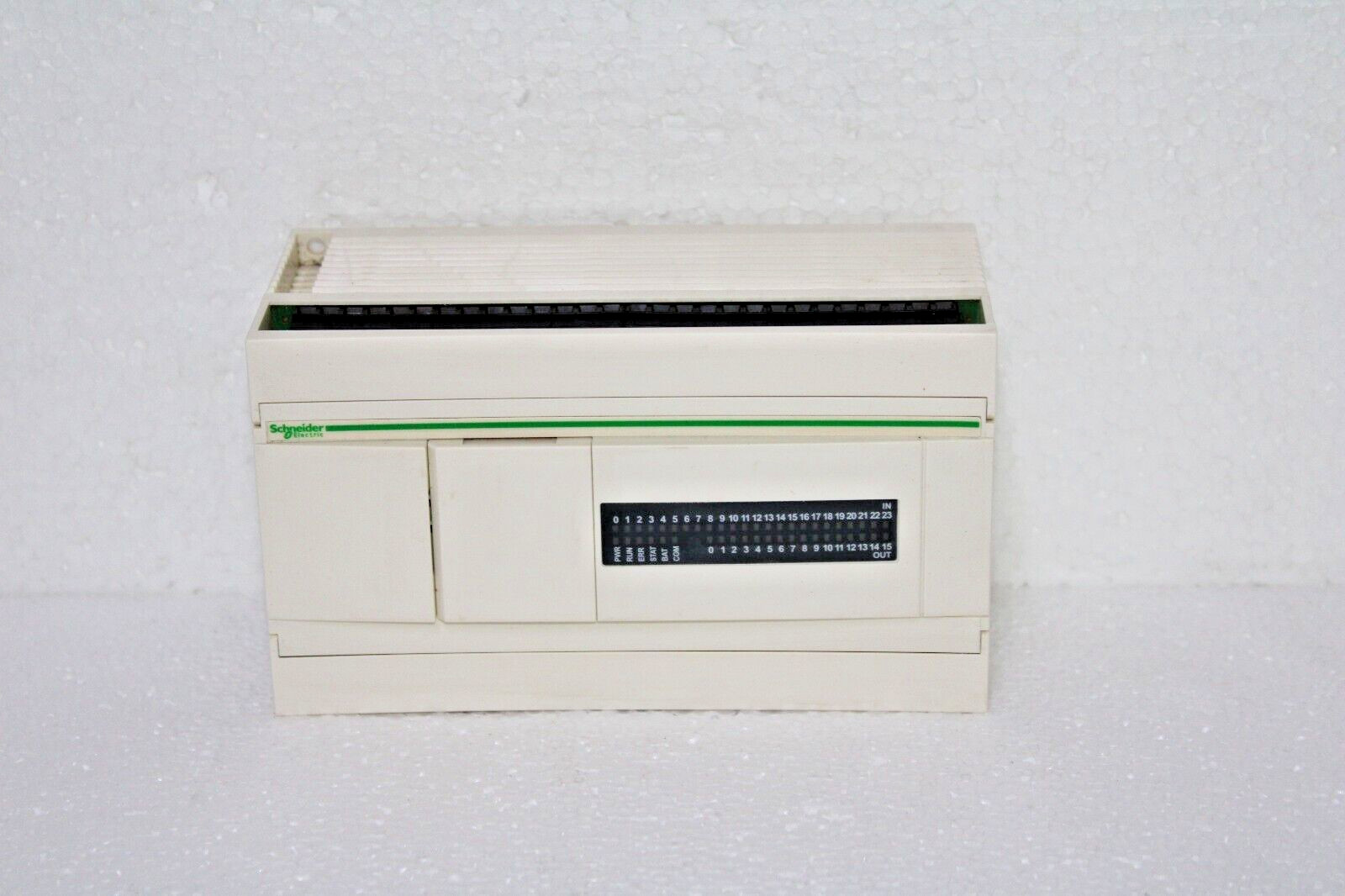 Schneider TWDLCAA40DRF Compact Base Controller, Twido, 100 to 240VAC Supply