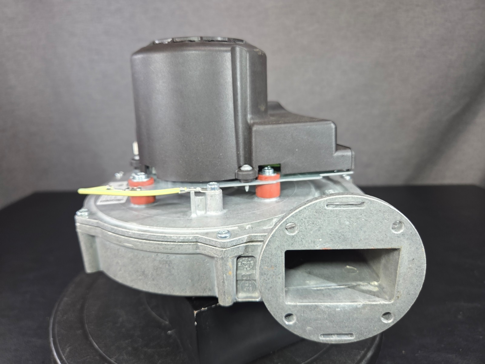 Ebmpapst RG148/1200-3633-010312-103 Combustion Blower 115/120V AC 50/60Hz 300W
