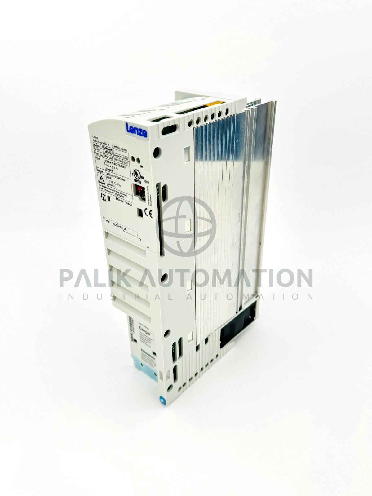 LENZE E82EV152K2C 8200 Vector series 13436167 1.5kW E82EV152_2C 5A39 NEW
