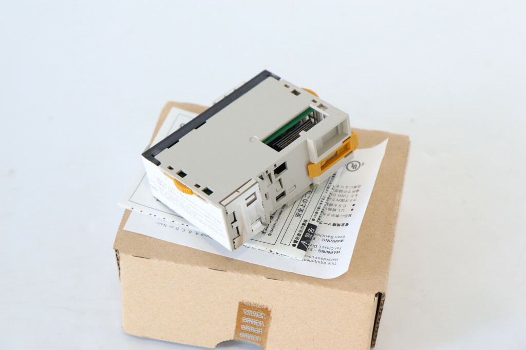 OMRON New PLC CONTROLLER LINK UNIT CJ1W-CLK21-V1