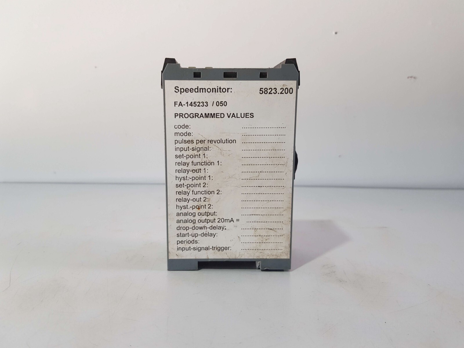 RHEINTACHO 5823.200 PROGRAMMABLE SPEED MONITOR