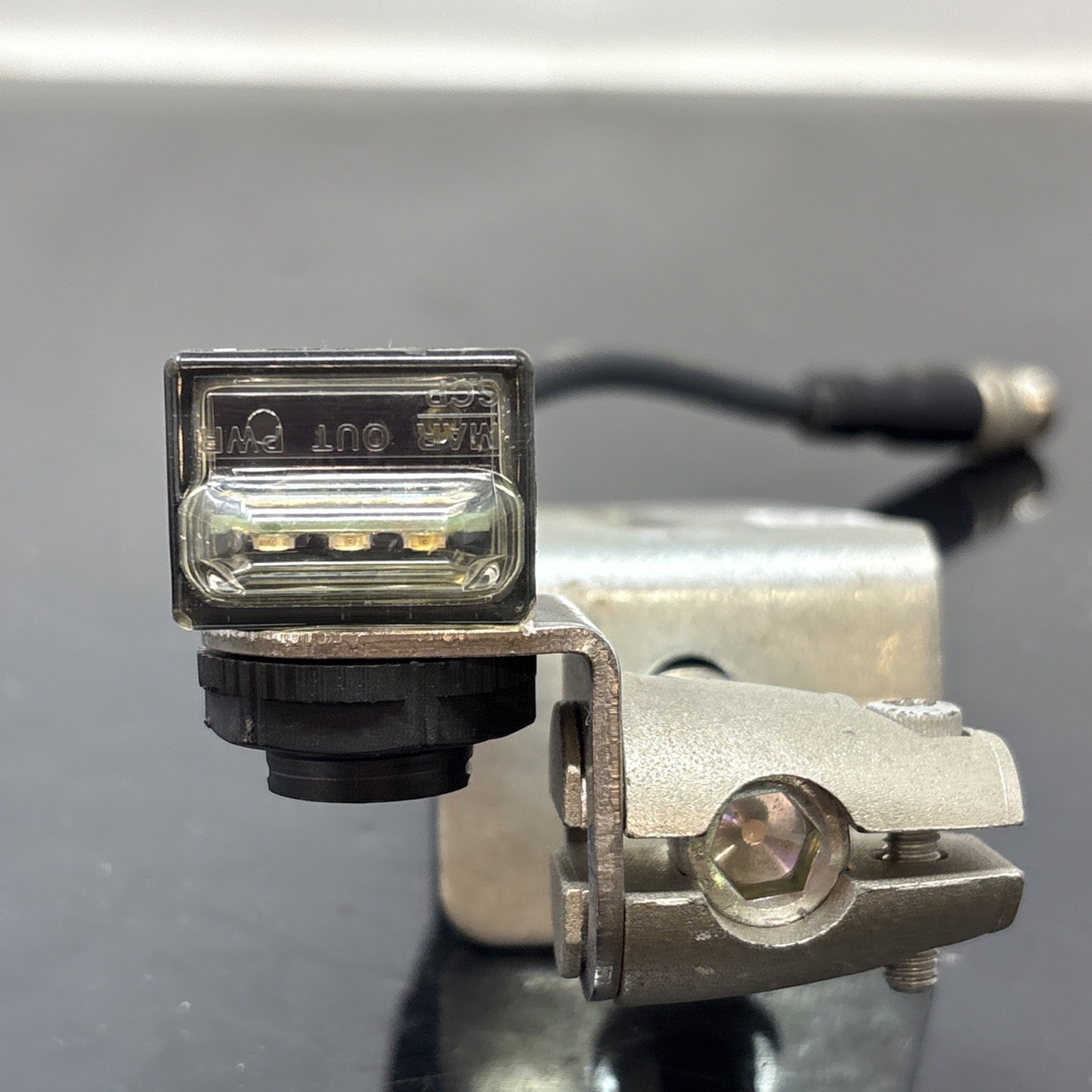 ALLEN BRADLEY 42EF-P2RJB-G4 SERIES B SENSOR (1)