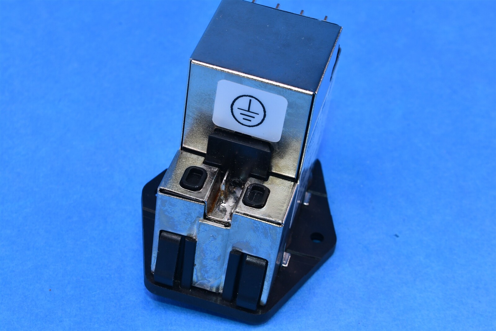 INTERPOWER Switch 83545020 – 10A Power Entry Module 120-250 Vac 50-60 HZ