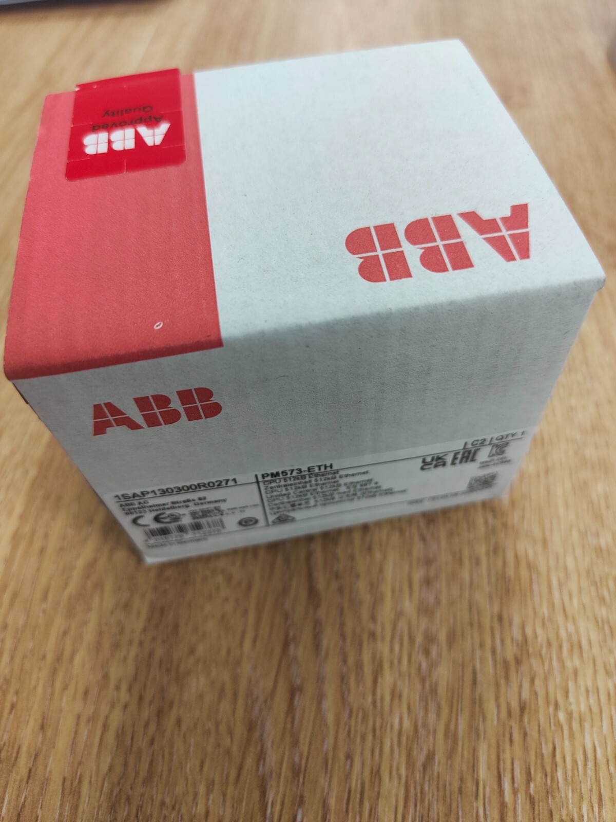 ABB PLC PM573-ETH CPU 1SAP130300R0271