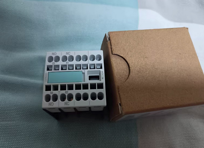 1PC NEW Siemens 3RH1911-2FA11 3RH1 911-2FA11