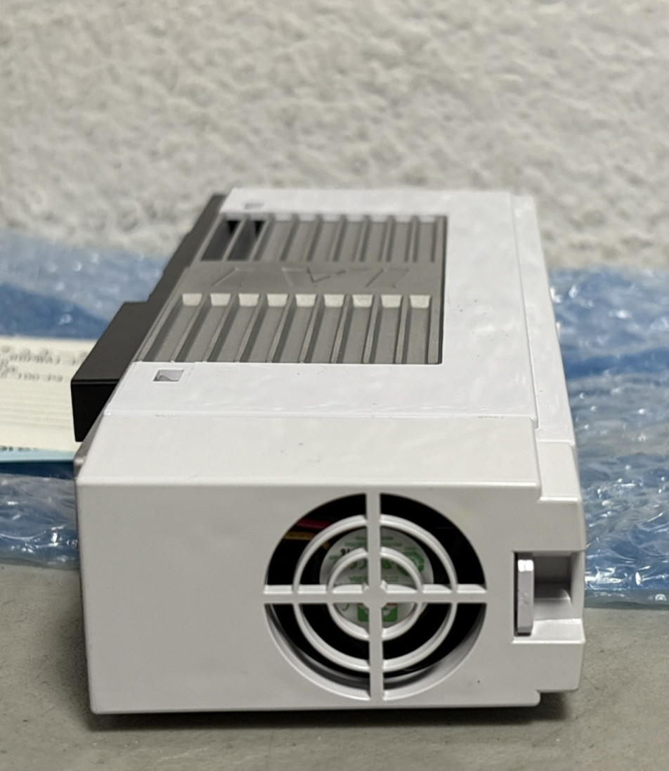 IAI PCON-CFB-86PWA I-EP-0-0-DN Robo Cylinder Position Controller-NEW *US SELLER*