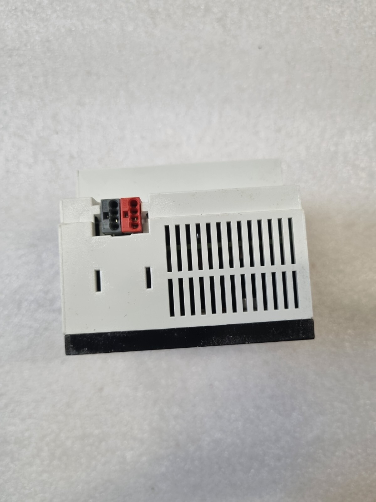 Schneider MTN649330 Universal dimming actuator REG-K/2×230/300W, light grey