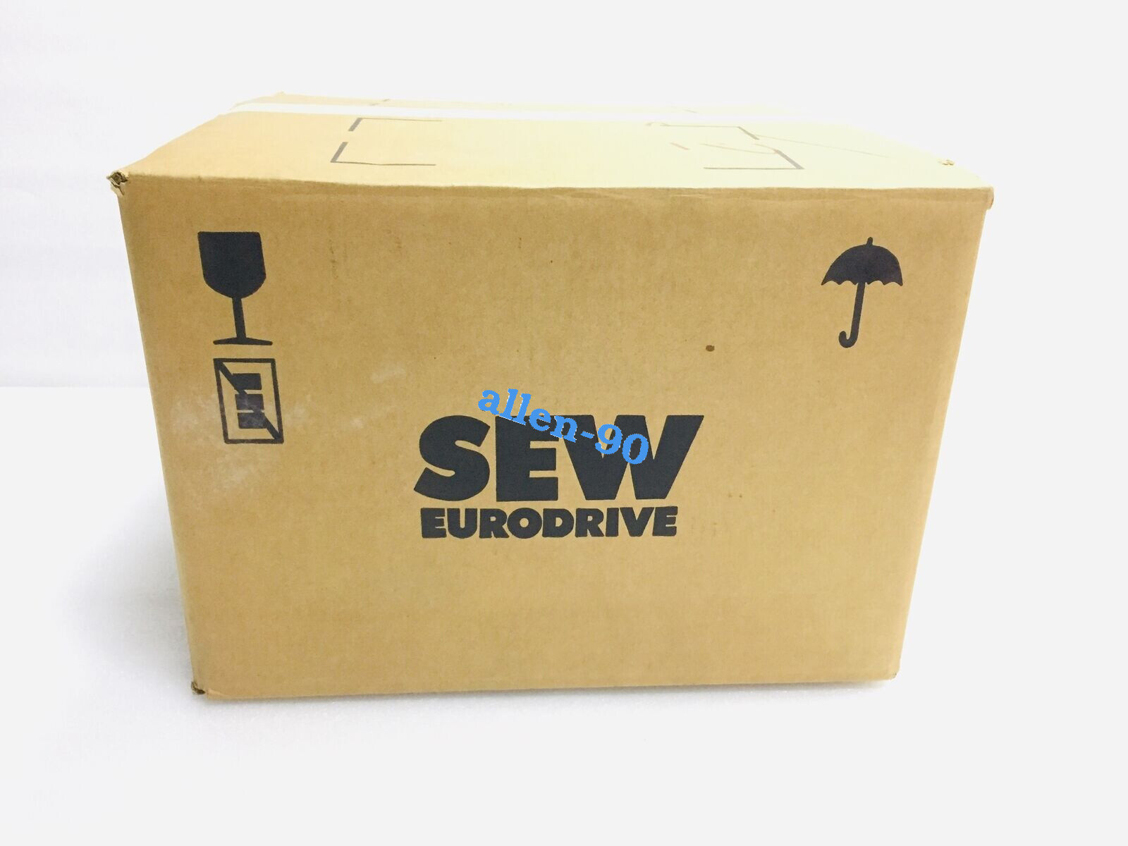 SEW MDX61B0015-5A3-4-0T Frequency converter 1.5KW Fast shipping via DHL or FedEx