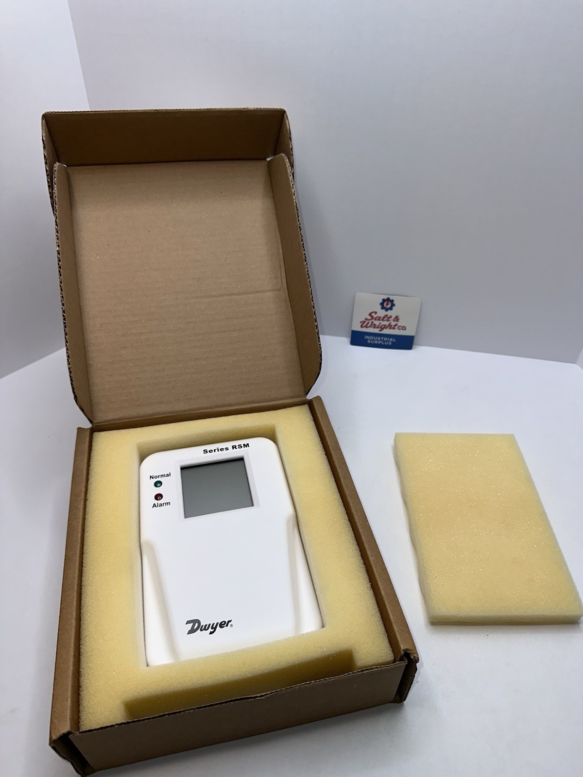 Dwyer RSM-5-A Room Status Monitor ±1” W.C. Differential Pressure Sensor