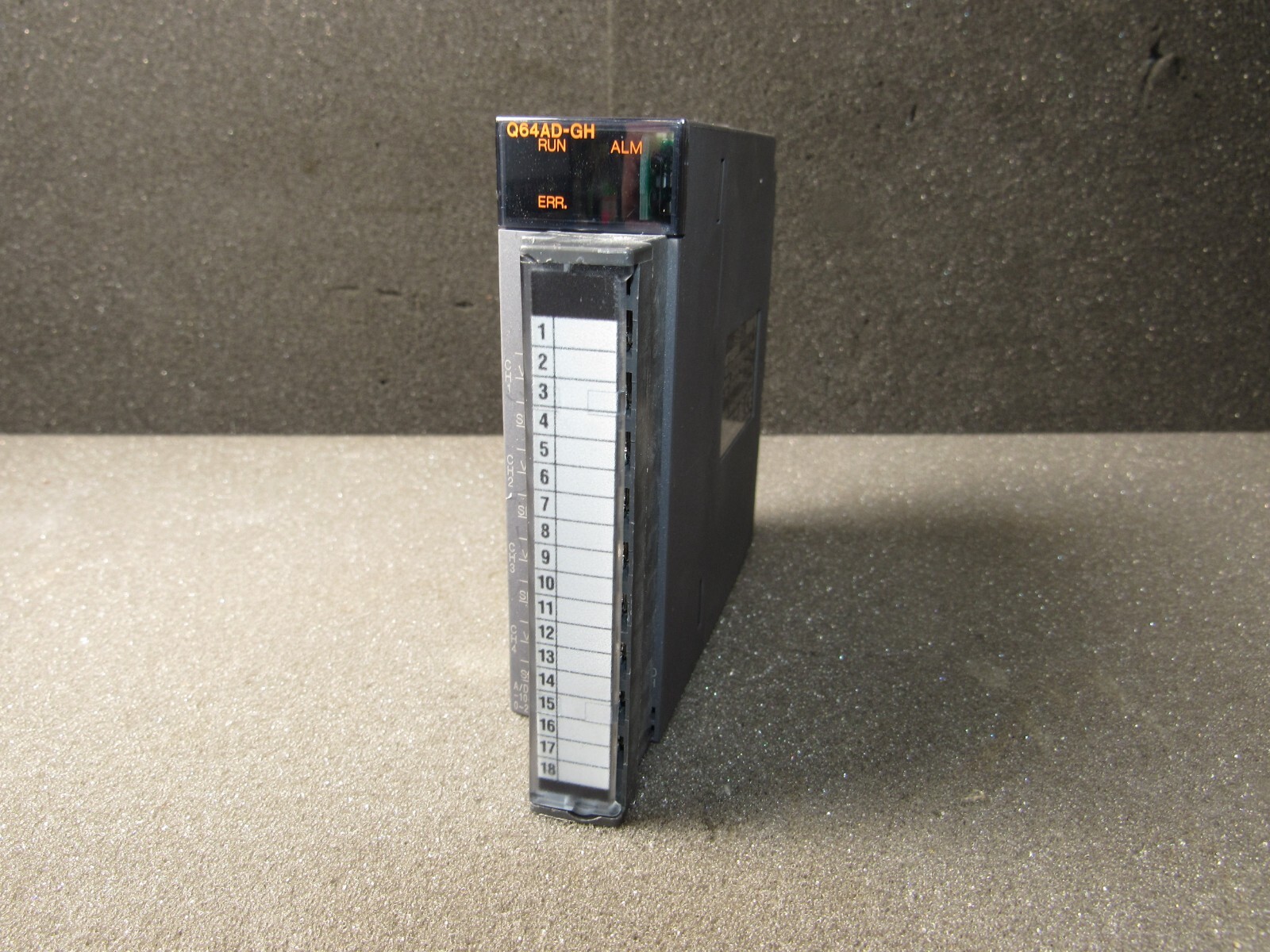 MITSUBISHI MELSEC-Q Q64AD-GH Isolated A/D Converter Unit