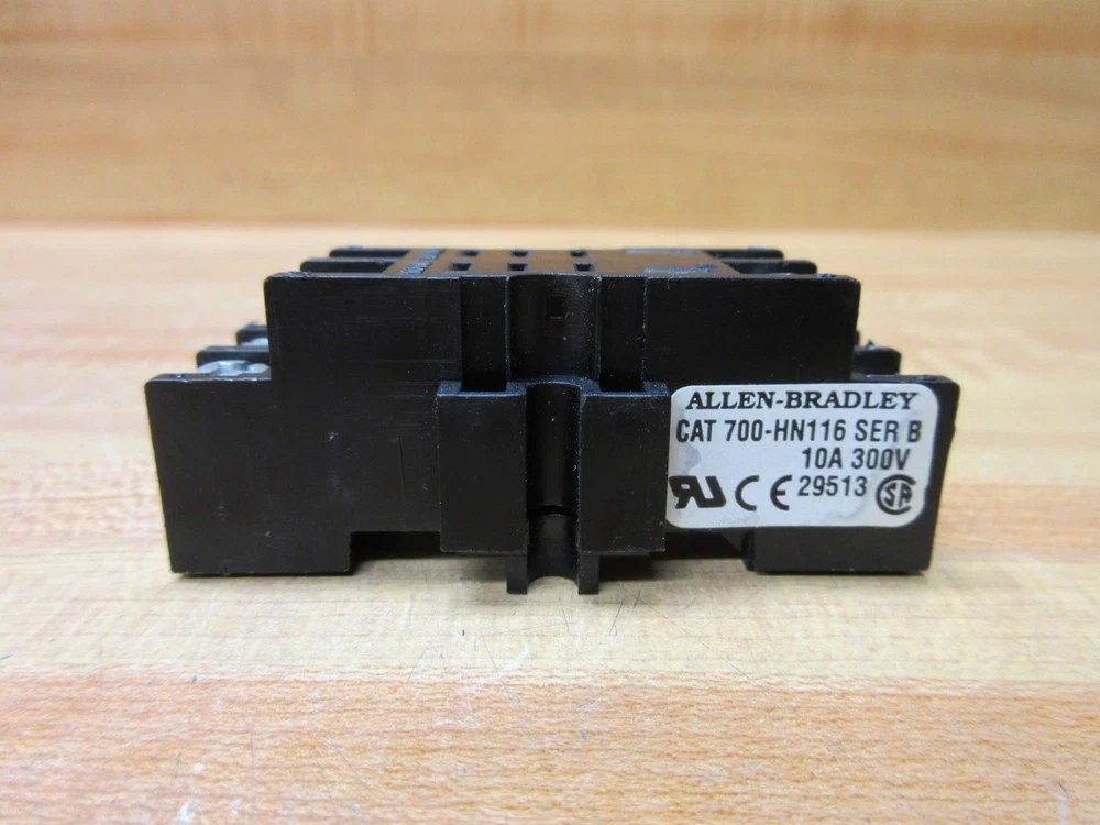 10PCS 700-HN116 New Allen Bradley 8 Blade Based Minature Relay Socket