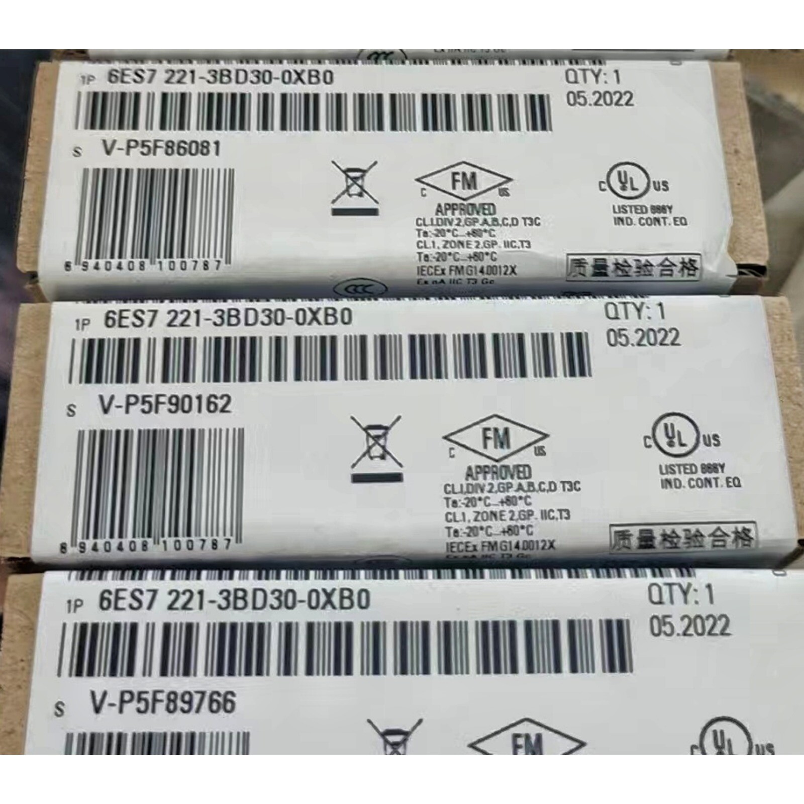 New Siemens 6ES7221-3BD30-0XB0 S7-1200 Digital input SB 1221 6ES7 221-3BD30-0XB0