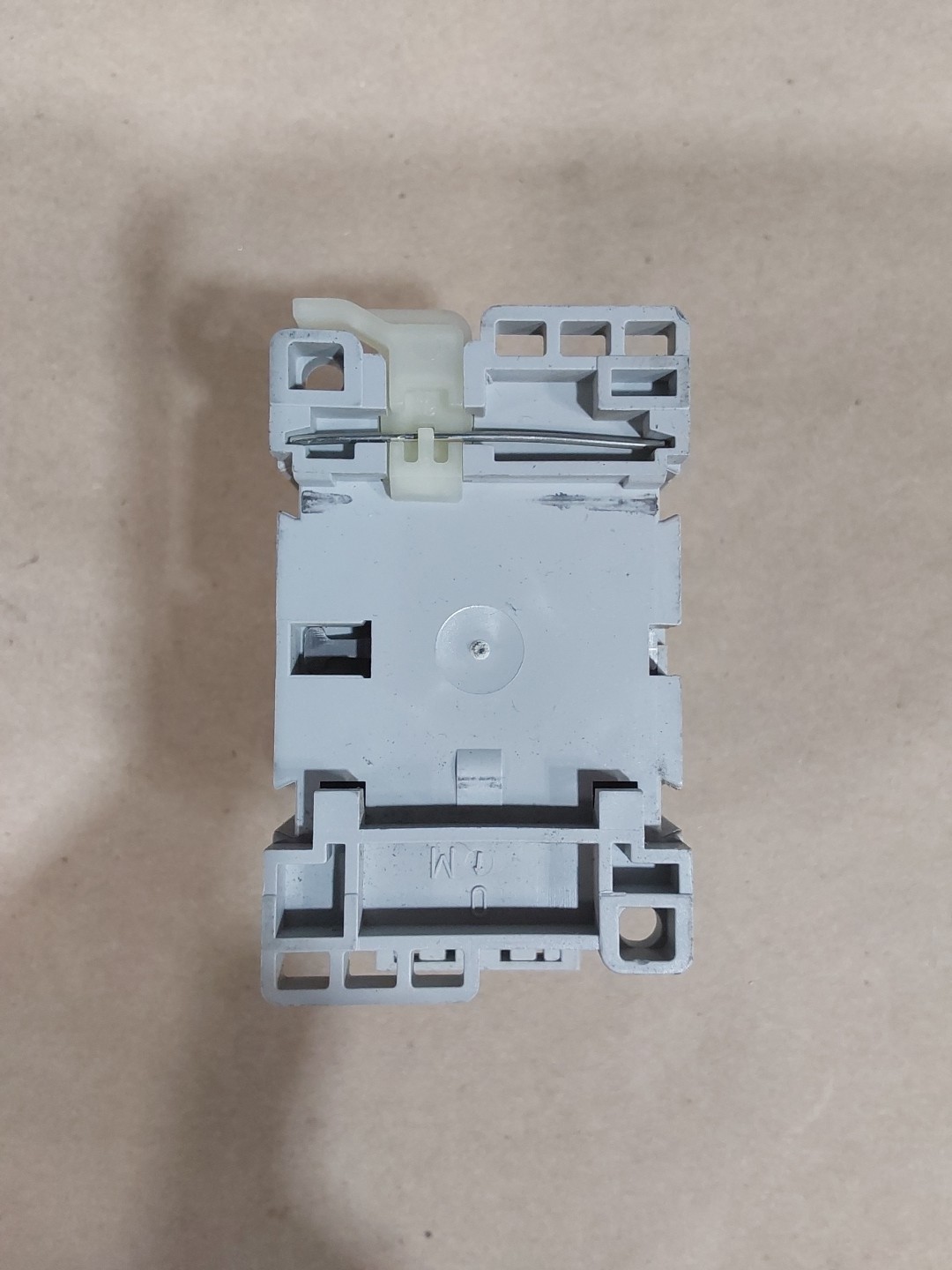 ALLEN-BRADLEY 100-C09*10 SER A CONTRACTOR COIL VOLTAGE 110V AC 100C0910