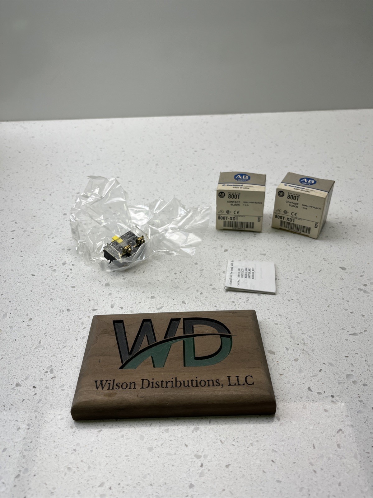 Allen Bradley 800T-XD1 Contact Block 800TXD1 Overstock (Lot Of 2) Series D