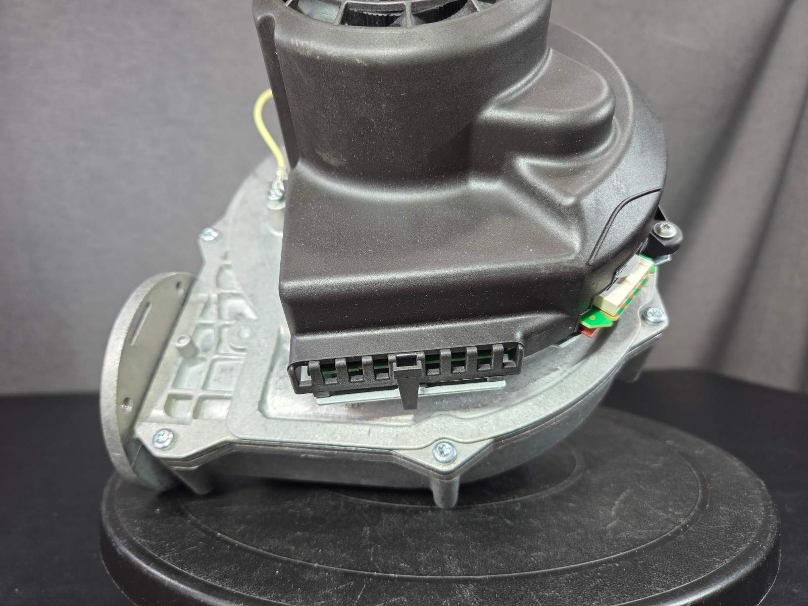 Ebmpapst RG148/1200-3633-010312-103 Combustion Blower 115/120V AC 50/60Hz 300W