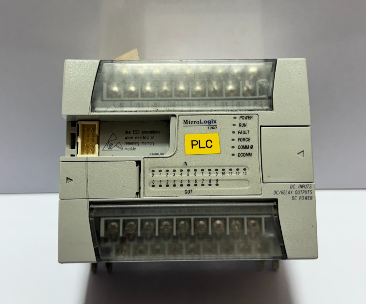 Allen Bradley 1762-L24BXB Micrologix 1200 FAST SHIP BY FEDEX