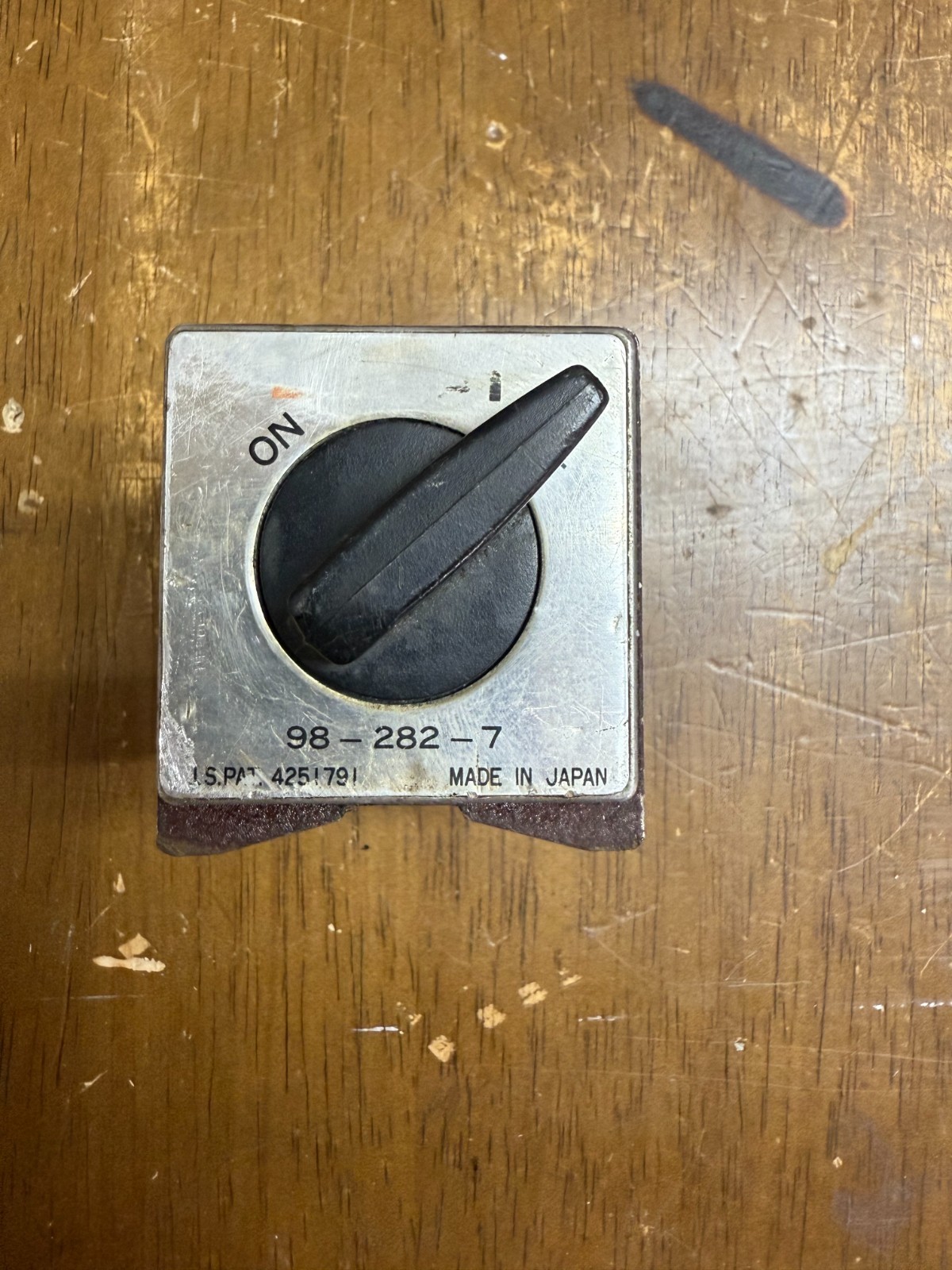 ROTARY CAM SWITCH