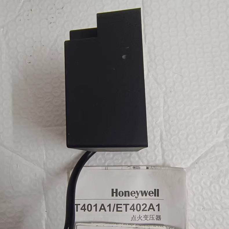 ET401A 1PC New Honeywell ET401A 230V Ignition Transformer