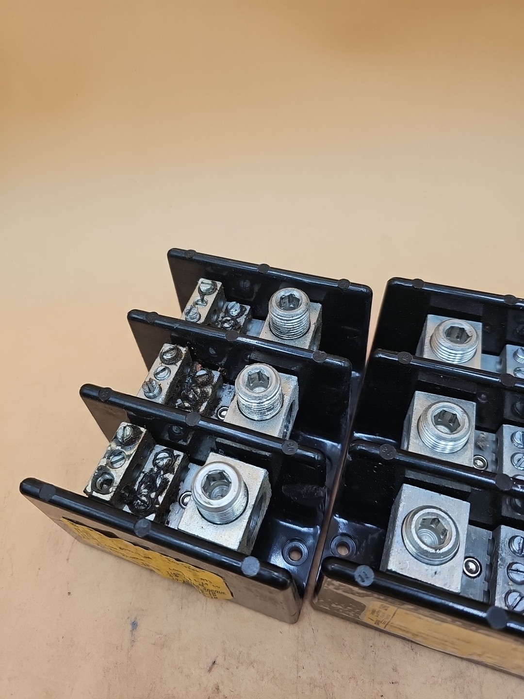 LOT OF 2 Cooper Busmann 16323-3 Power Distribution Blocks. *read*