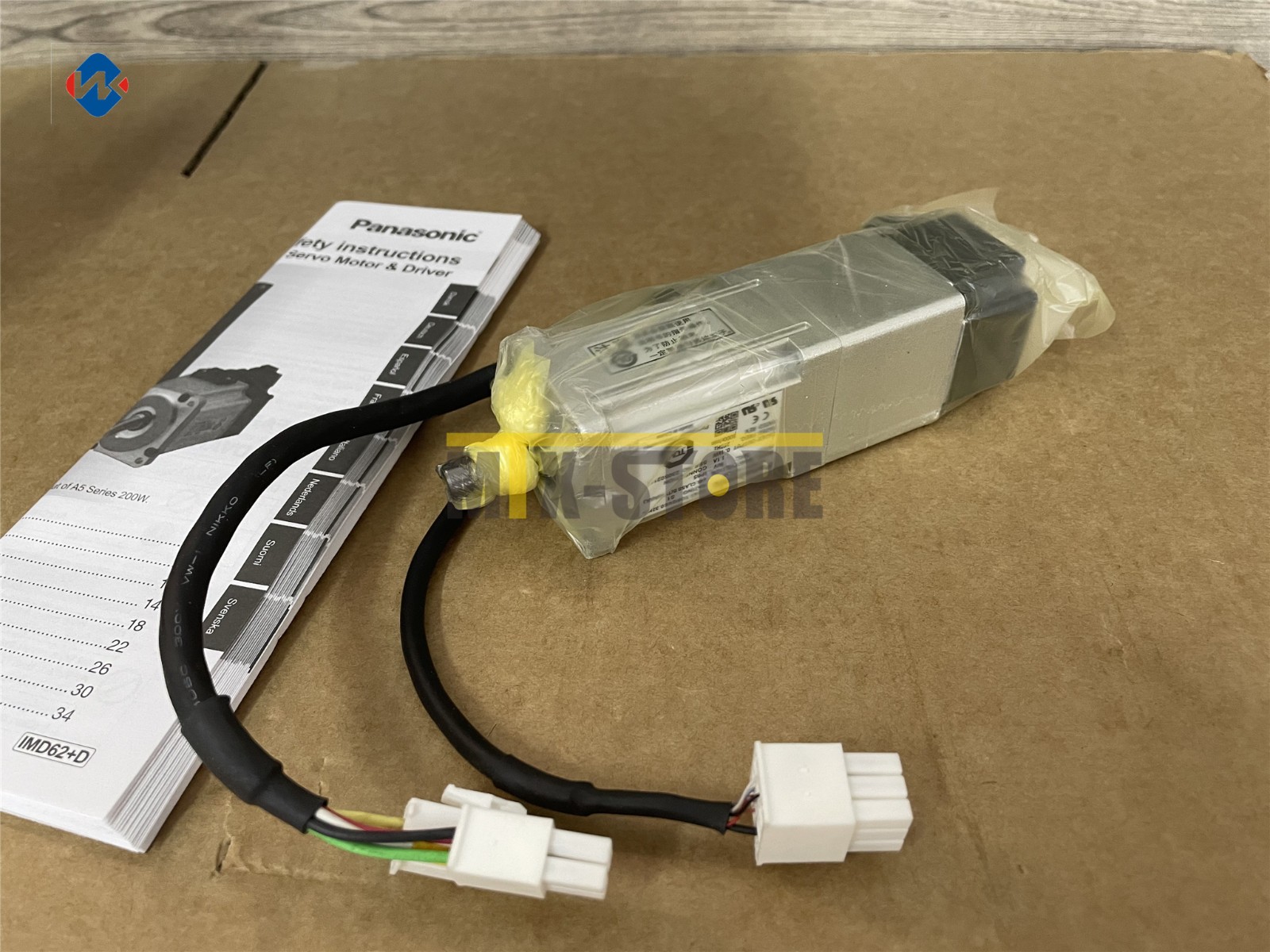 1PCS Brand New Panasonic MSMF012L1V2M Servo Motor In Box