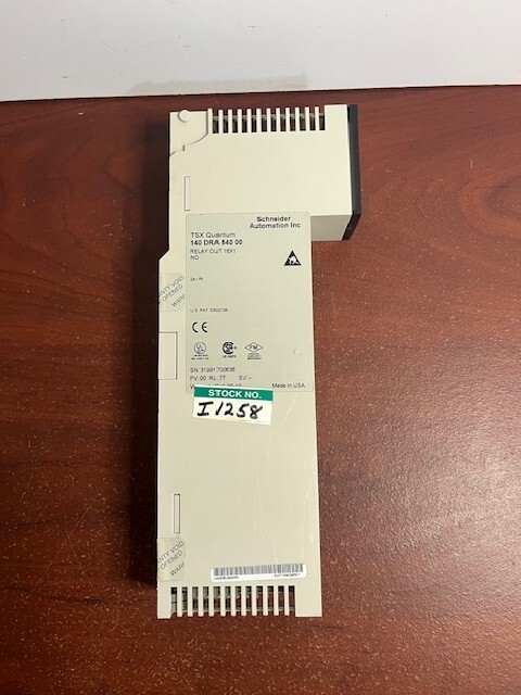 Schneider Electric 140DRA84000 Output Module Relay Out