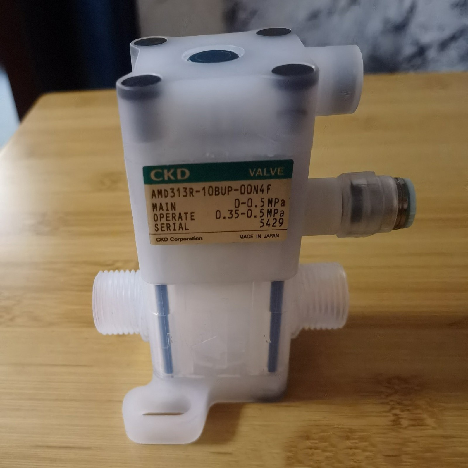 NEW 1pc For CKD AMD313R-10BUP-00N4F Liquid Medicine Valve Free Shipping