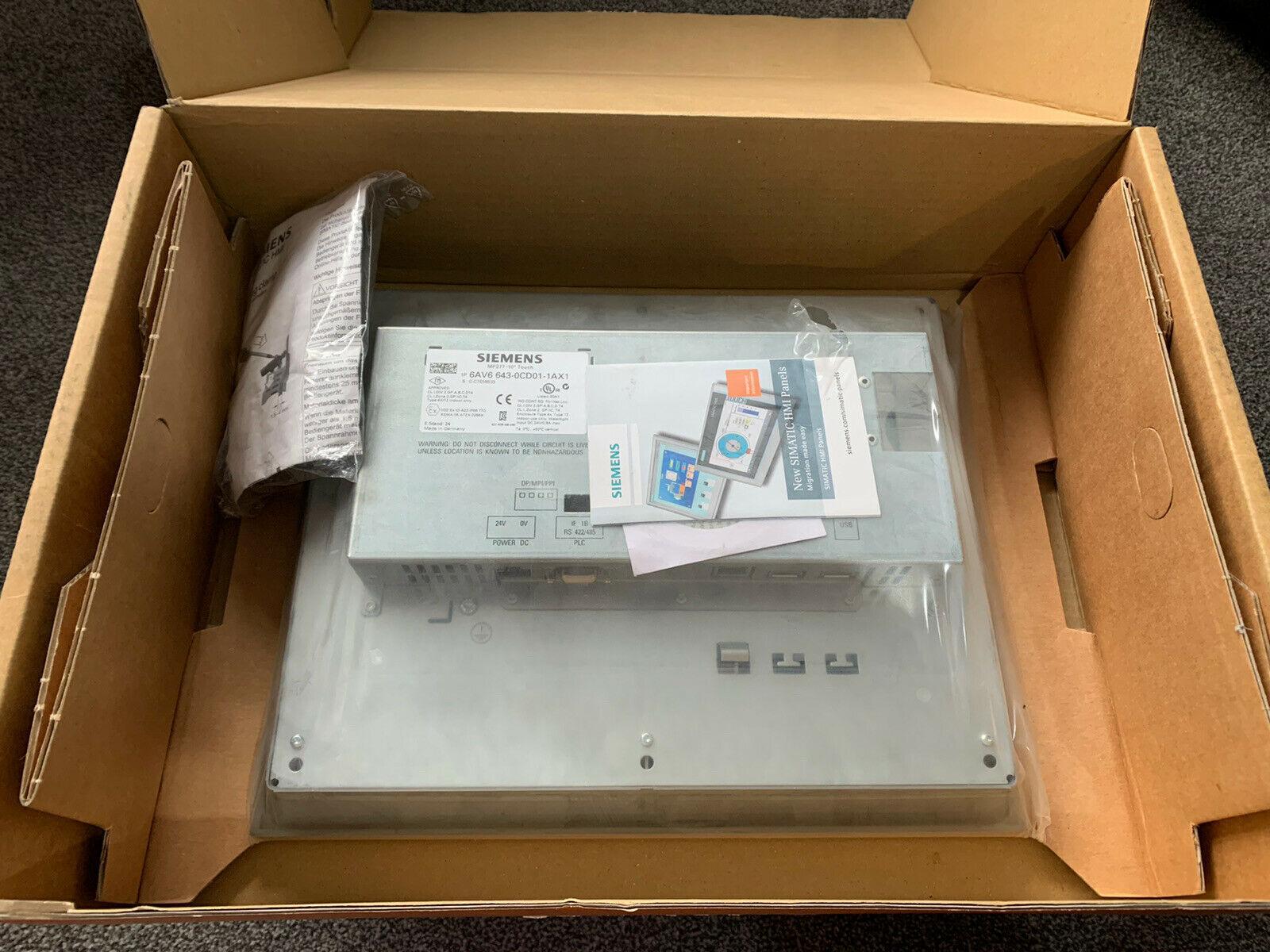 NEW SIEMENS 6AV6643-0CD01-1AX1 Simatic Touch Multi Panel MP 277 10″