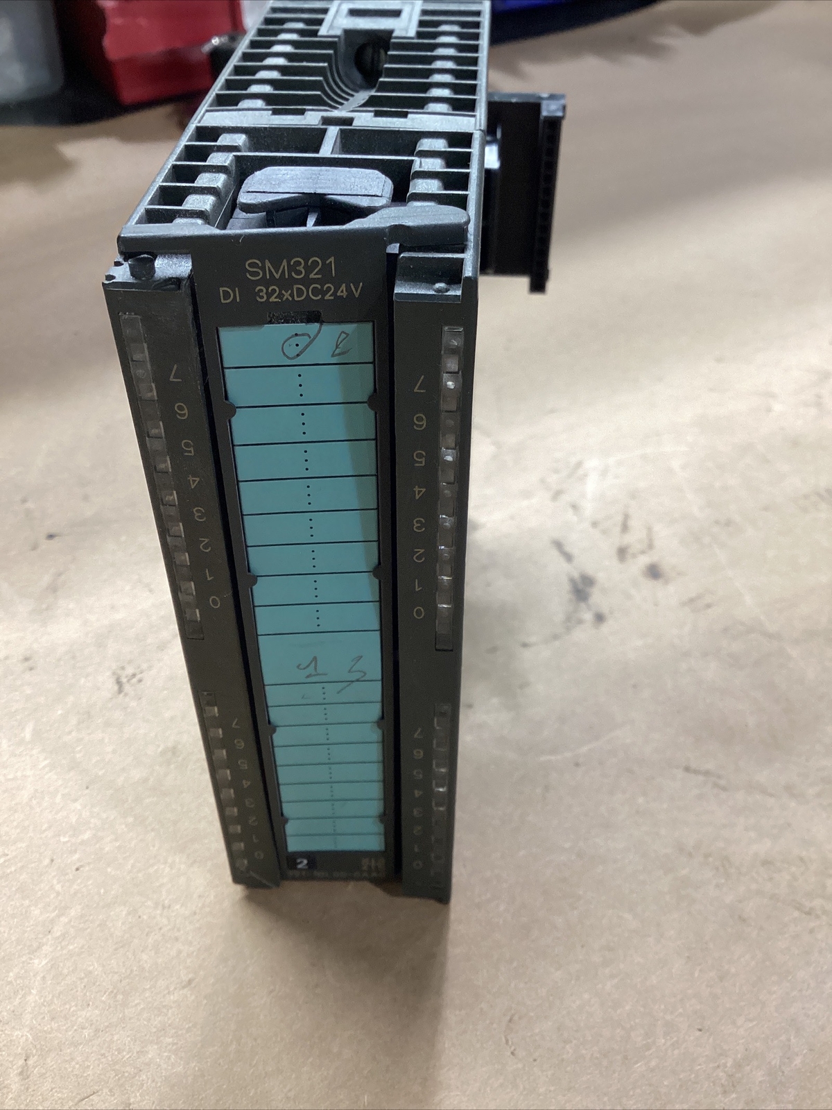 SIEMENS 6ES7-322-1BH01-0AA0 Digital Output Module #619I103