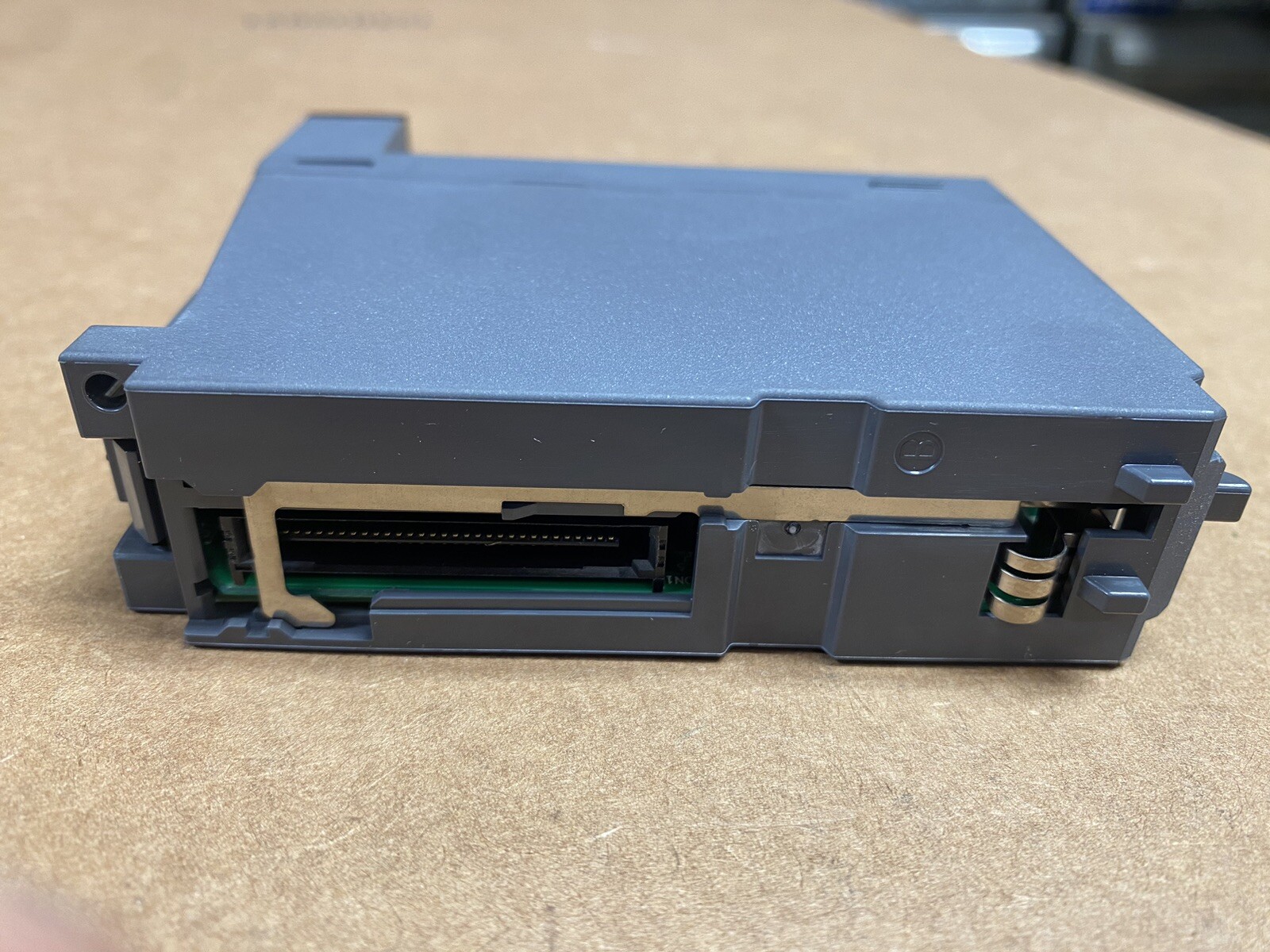 Mitsubishi Input Unit PLC Module QX80H WARRANTY – QTY – FAST SHIPPING