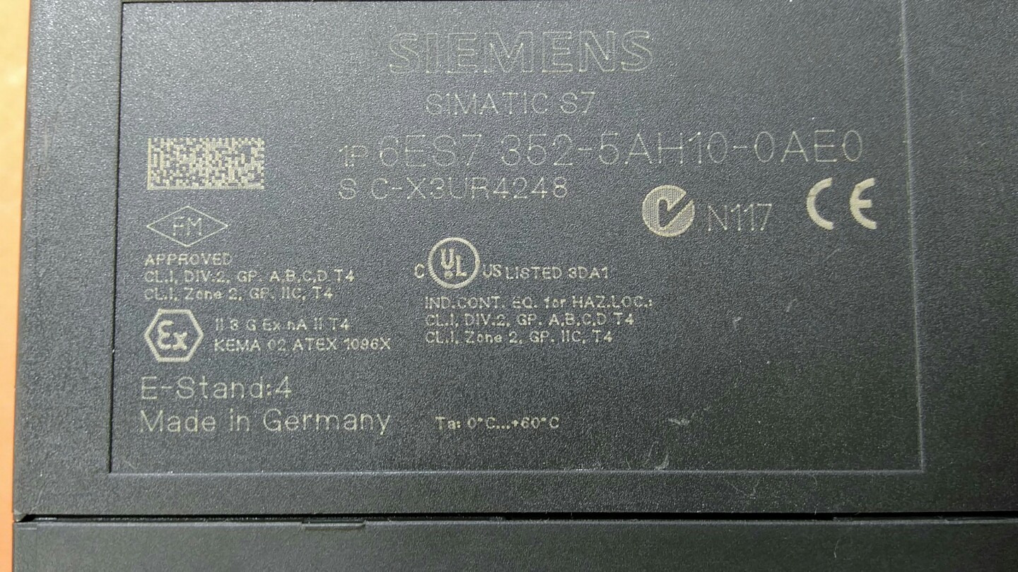 SIEMENS 6ES7-352-5AH10-0AE0 Boolean Processor w Mem Card 6ES7953-8LG11-0AA0. 3B