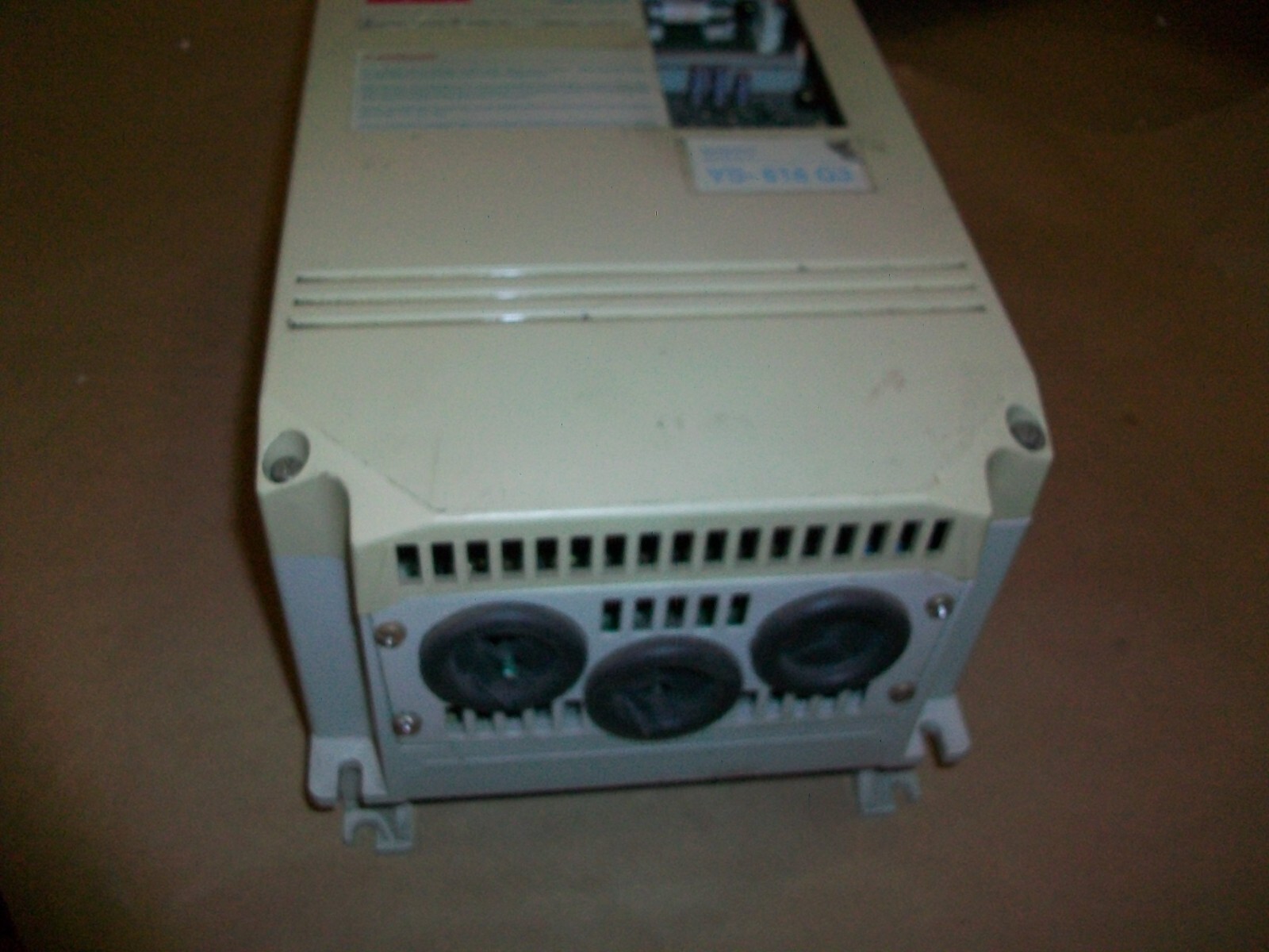 YASKAWA ELECTRIC/ EMS CIMR-G3U40P7 3 Phase 380-460V Input USED