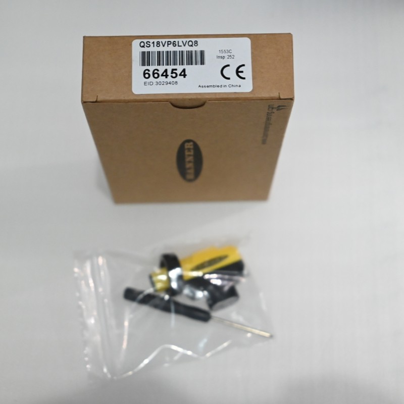 Banner QS18VP6LVQ8 1PC New Photoelectric Sensor Non-Polarized Retro PNP 10-30VDC