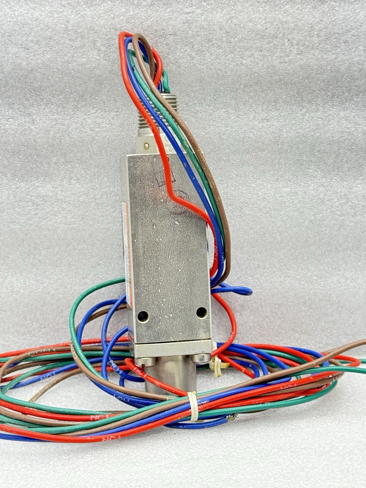 NEW ITT Neo-Dyn 232P42C6EHNR Adjustable Pressure Switch 200 – 1000 PSIG