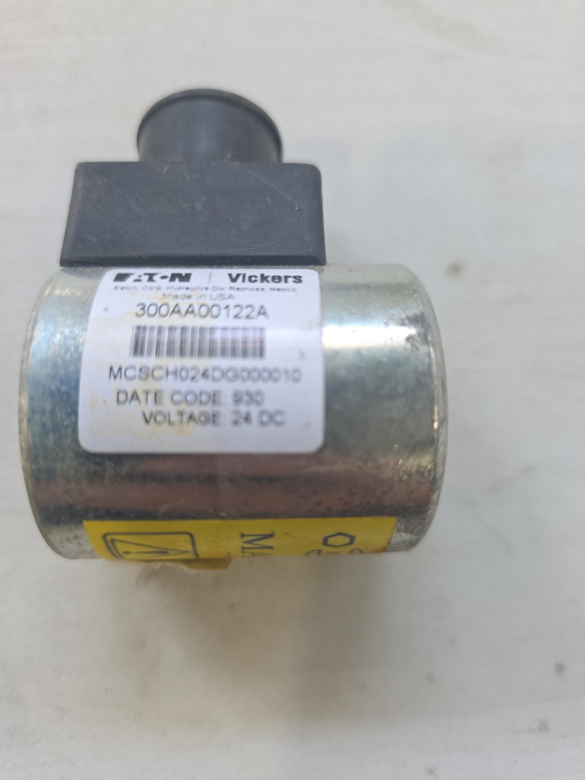 EATON 300AA00122A MCSCH024DG000010 Solenoid valve coil 24VDC
