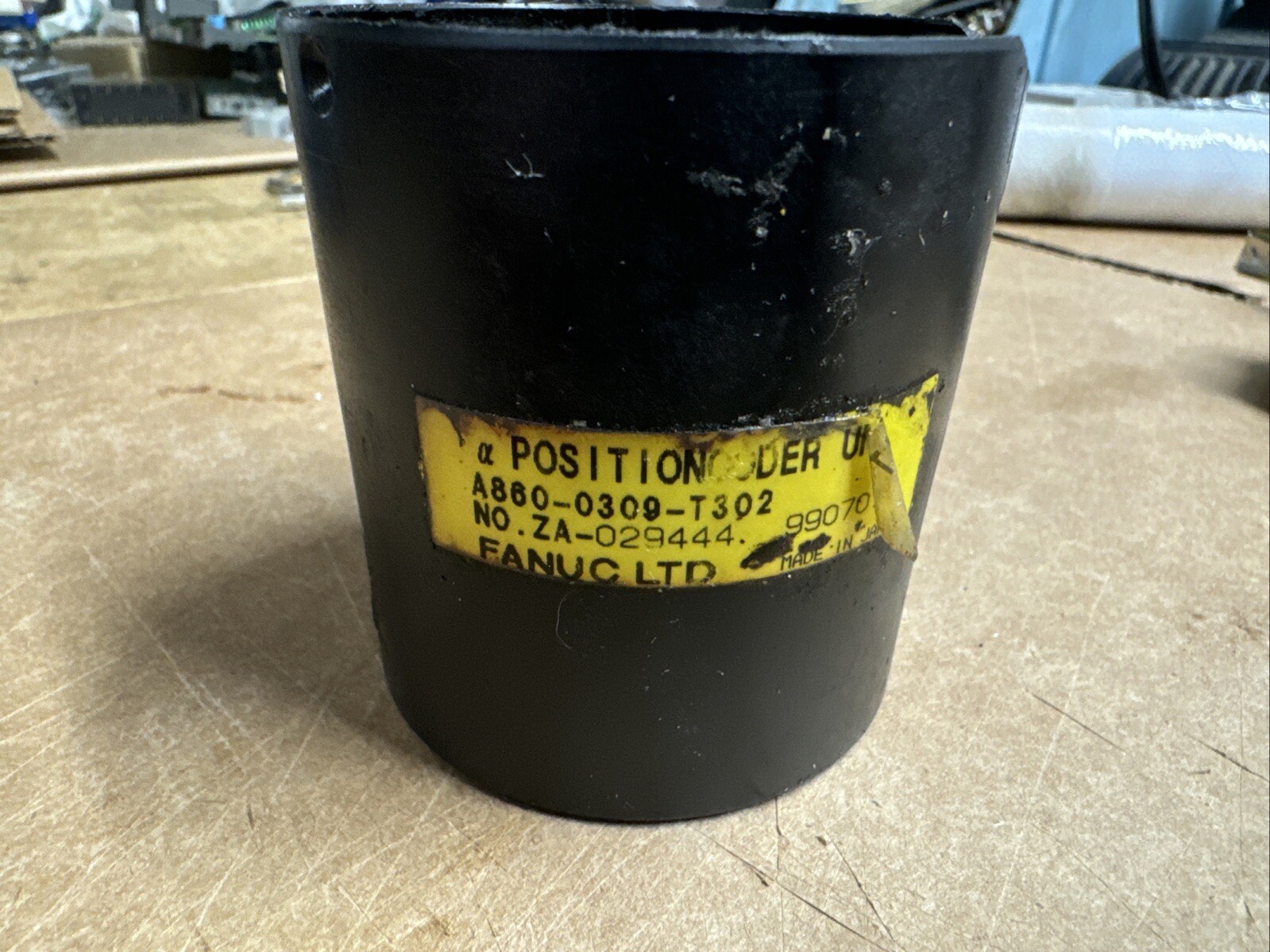 FANUC A860-0309-T302 ENCODER & MISC. PARTS – NEEDS CLEANING – FAST SHIPPING