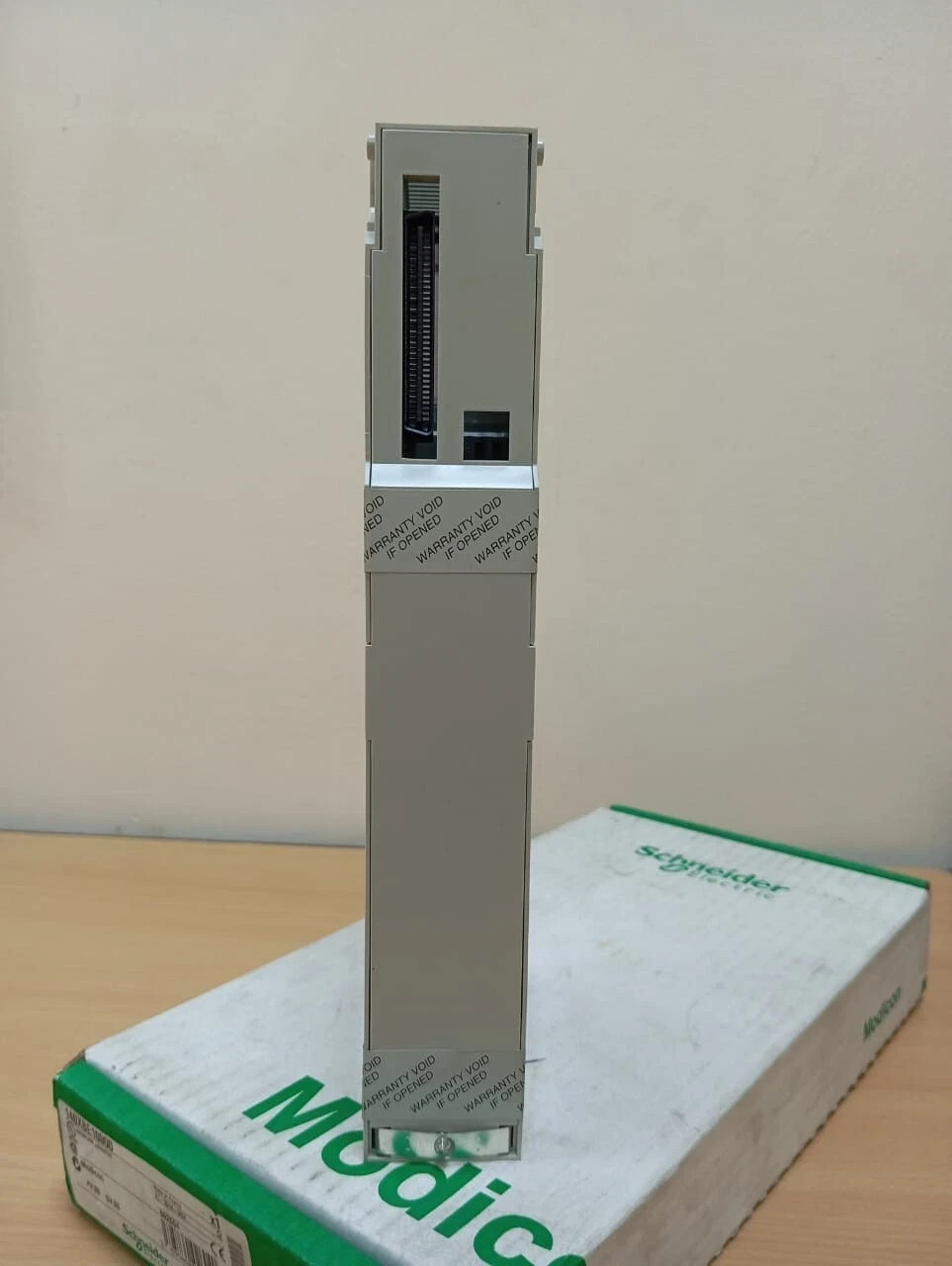 Schneider Electric / BackPlane Expander / 140XBE10000