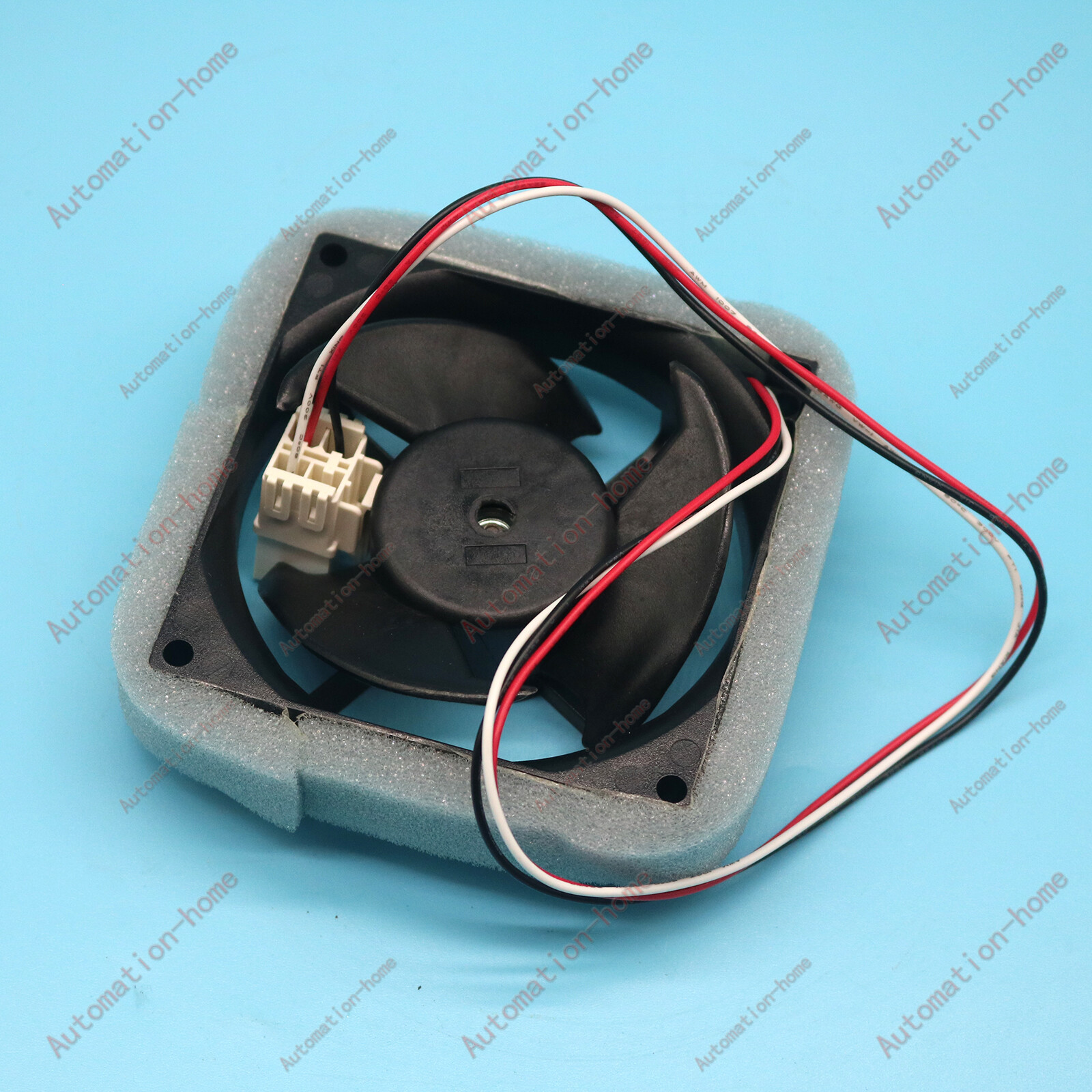 1PC For Refrigerator Fan U92C12MS1B3-52 12V 0.16A fan